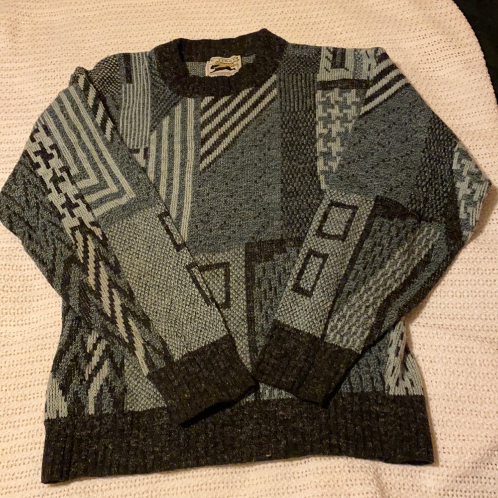 Le Tigre Size medium sweater